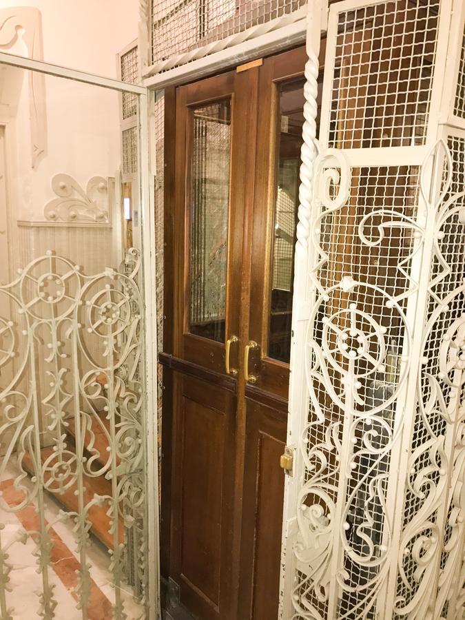 El Botones - Puerta Del Sol Daire Madrid Dış mekan fotoğraf